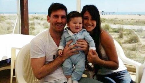 Messi le dedicó un premio a su hijo: "Cada vez que me voy se enoja y me dice '¿Otra vez te vas al gol?'"