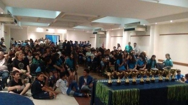 Escuelas municipales de Handball realizaron cierre de actividades 2016