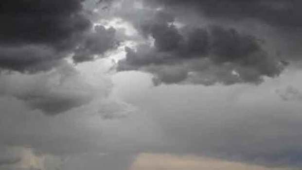 Lunes con lluvia y nubes