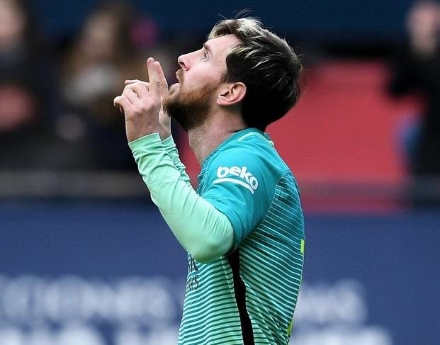 Con un doblete de Messi, Barcelona volvió al triunfo