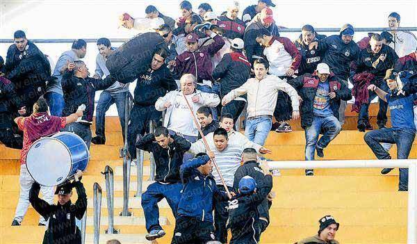 Absolvieron a policía acusado por la muerte de un hincha de Lanús en La Plata