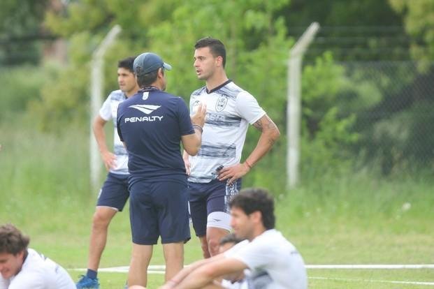 Alfaro espera por Carrera y Lobos, para ir a Mendoza