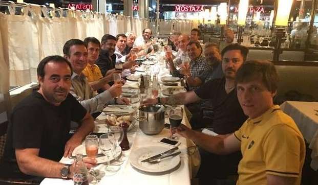 La fiesta de Boca siguió en una cena de los Mellizos con Angelici y varios dirigentes