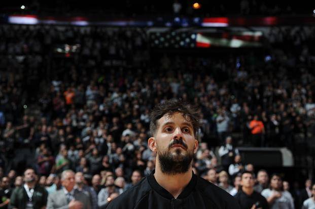 Laprovittola dejó de ser jugador de San Antonio