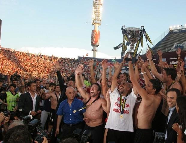 Lo corrió, lo alcanzó y, en la final, lo pasó