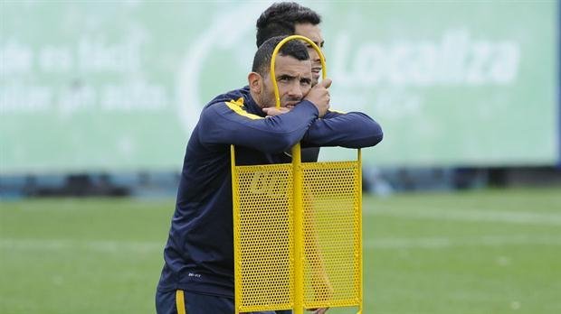 Tevez será titular, pese a que llega con lo justo
