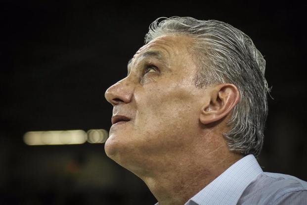 "Vine para acompañar a las familias", expresó Tite, DT de Brasil
