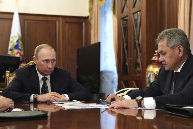 Rusia da marcha atrás y no expulsará a diplomáticos estadounidenses