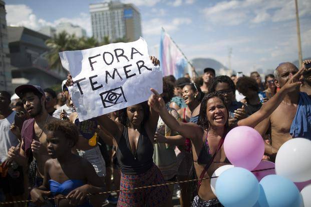 Según un sondeo, un 63 % de los brasileños pide la renuncia de Temer