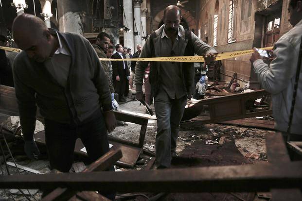 Una serie de atentados terroristas causa, por lo menos, 130 muertos