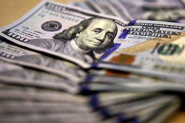 El dólar cierra la semana con una nueva marca máxima: $16,35