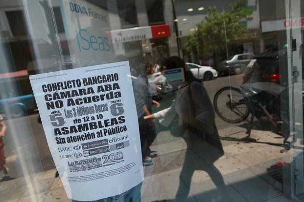 Fracasó negociación con bancarios, que convocaron a un nuevo paro