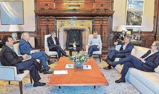 Macri no vetaría la ley opositora del impuesto a las Ganancias
