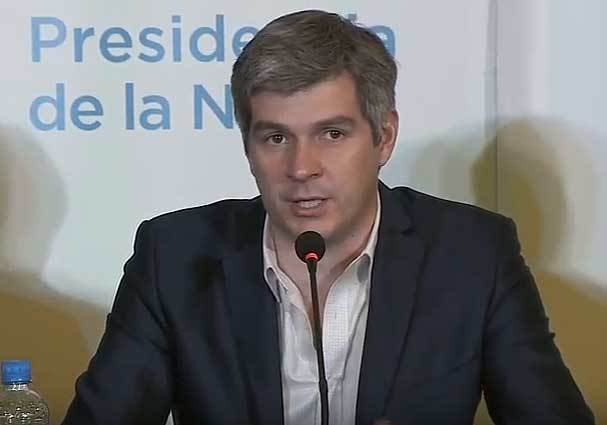 Peña: "es tan poco seria la ley que pareciera que la hicieron sólo para que la vetemos"