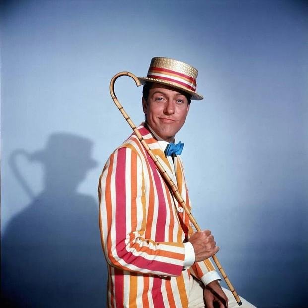 Dick Van Dyke estará en la nueva “Mary Poppins”