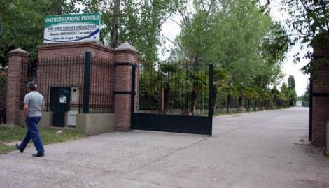 El arzobispado de Mendoza expresó “dolor y vergüenza” por abusos