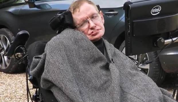 Le dieron el alta a Stephen Hawking