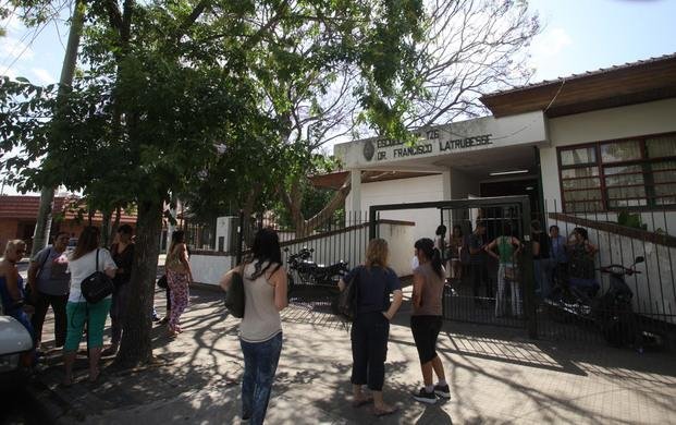Denuncian intoxicación en la Escuela 126