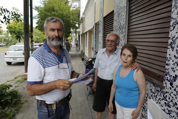 El calvario de vivir sin presión de agua y sin respuestas
