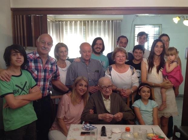 Los 101 años de salvador, vecino de la loma