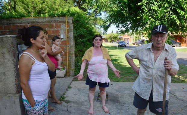 Muchos vecinos ya se preparan para pasar Año Nuevo sin agua