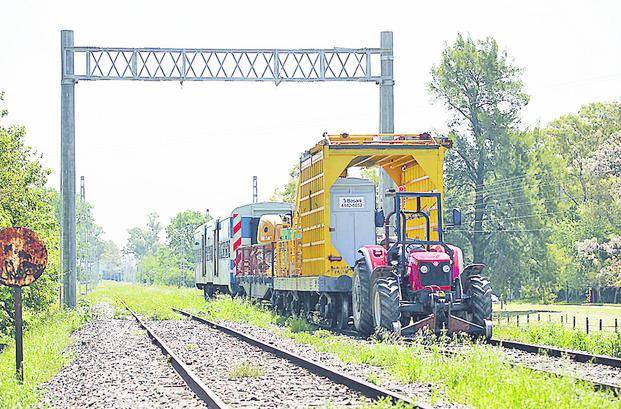 Se va el 2016 y al tren Roca lo siguen esperando