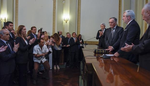 Conte Grand asumió en la Procuración