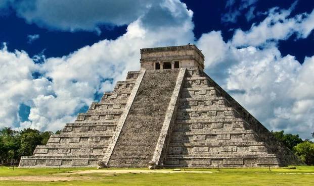 Descubrieron una pirámide en el interior de otra en el complejo de Chichén Itzá