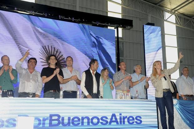 El PJ bonaerense busca frenar fugas y acomodar internas