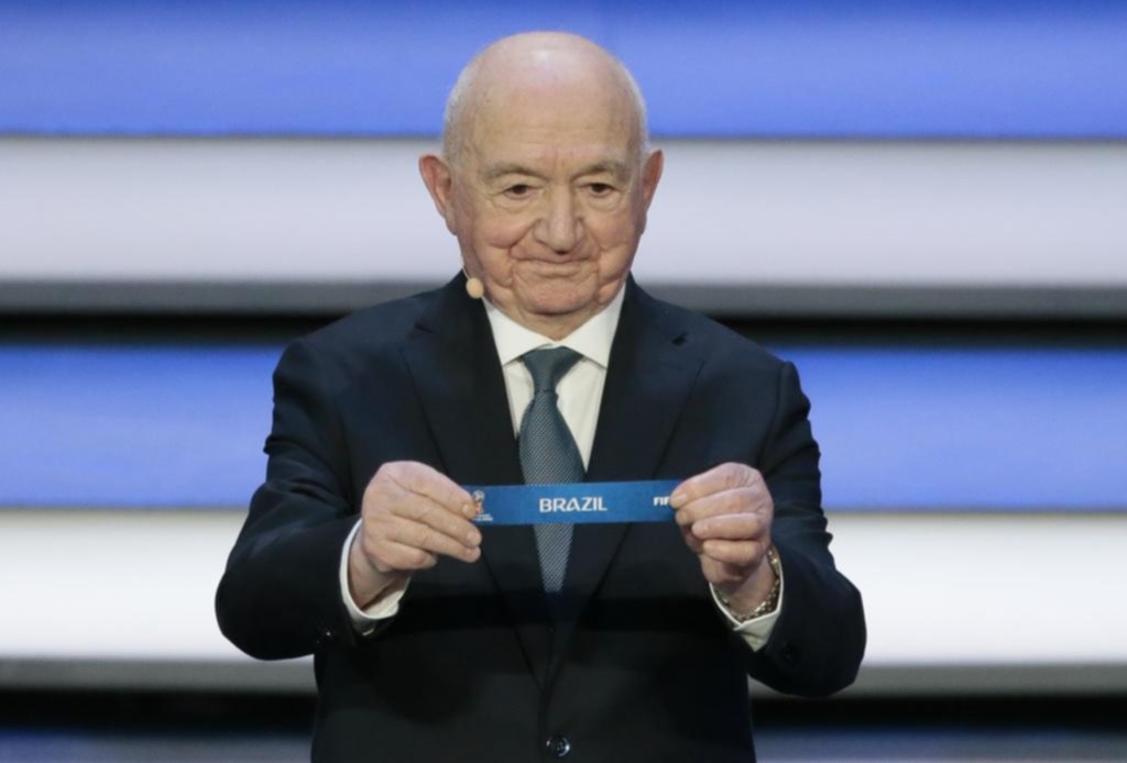La suerte acompañó a Brasil y Uruguay, que se perfilan para estar en octavos