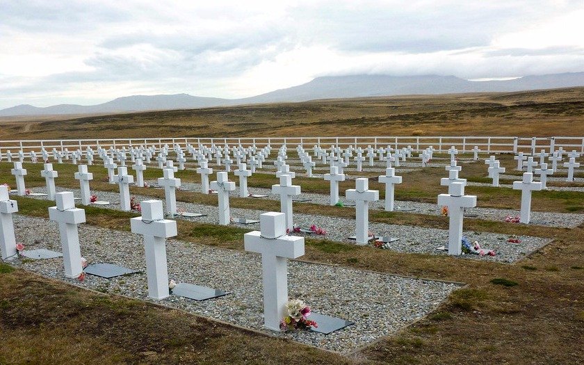 Identifican 88 tumbas de caídos en Malvinas