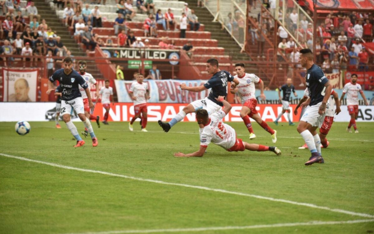 Entretenido empate en La Paternal entre Argentinos y Temperley