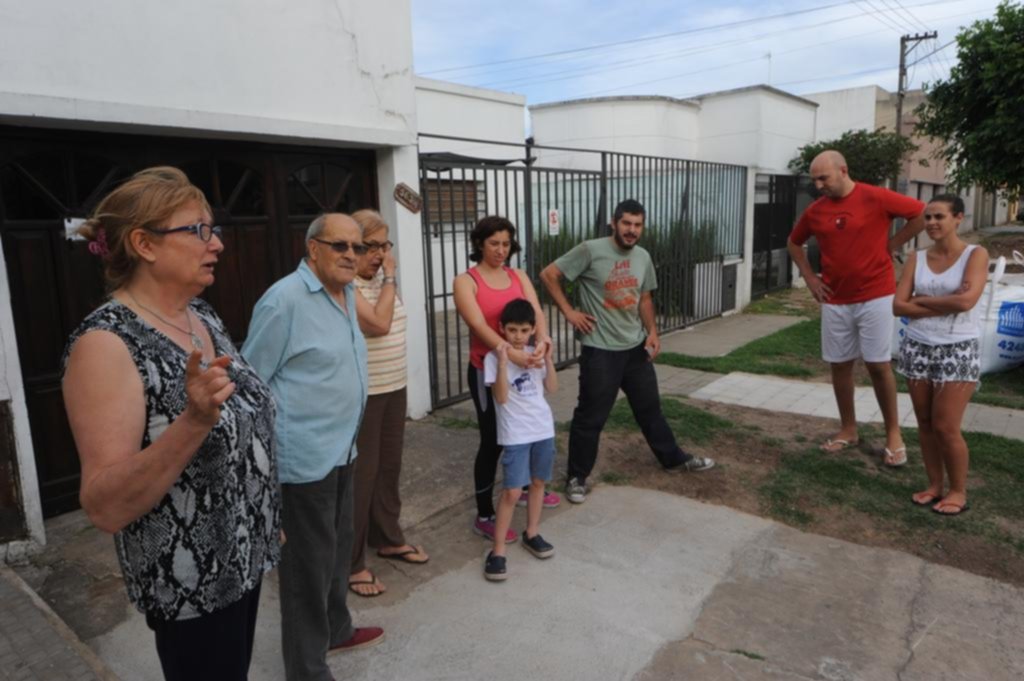 Crece la inquietud vecinal por la calidad de los servicios públicos para el verano
