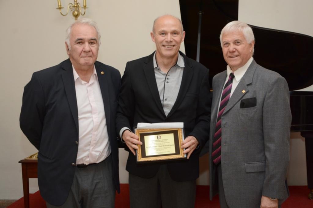 Homenaje y agasajo de agrimensores