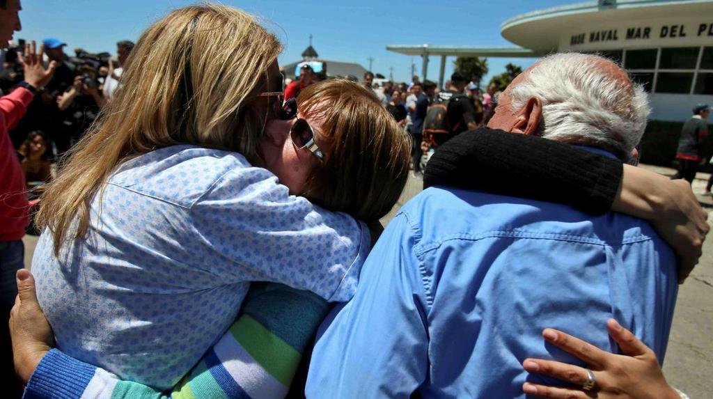 Fuertes críticas de los familiares al ministro que admitió que “están muertos”