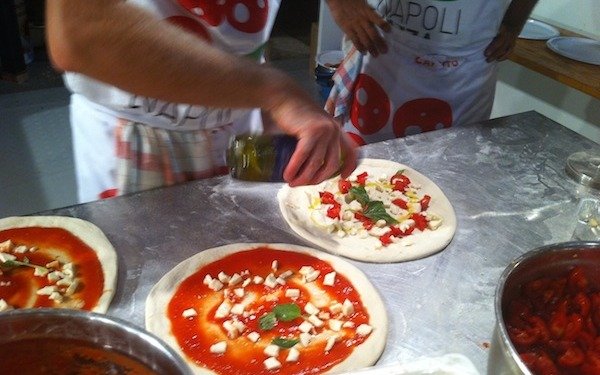 Declaran “patrimonio de la humanidad” al arte culinario de los pizzeros napolitanos