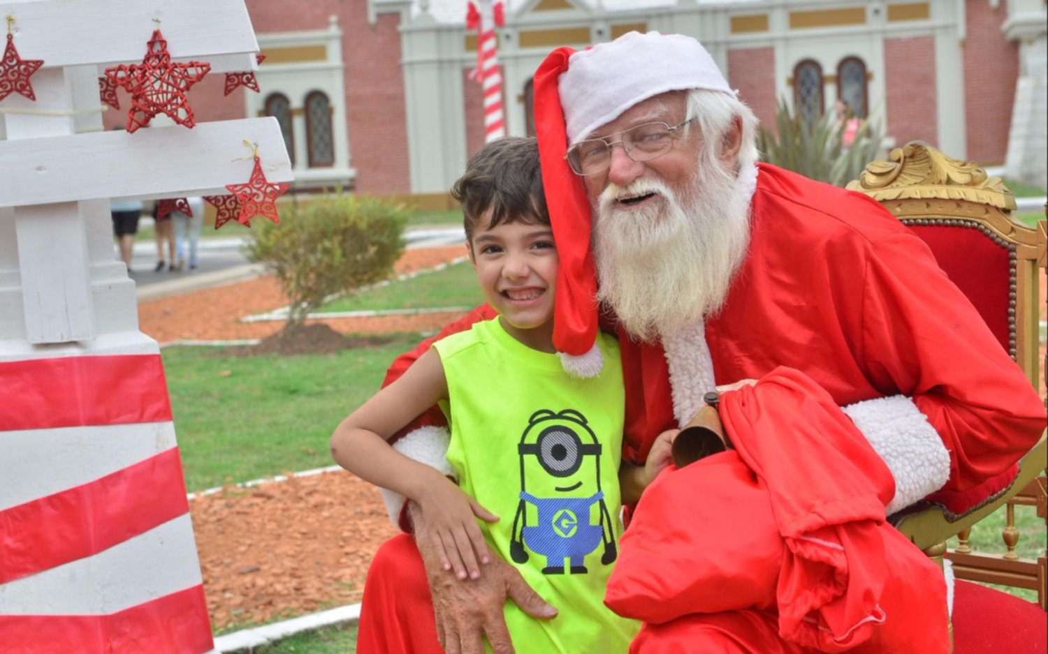 Galería: postales de la visita de los más chicos a Papá Noel