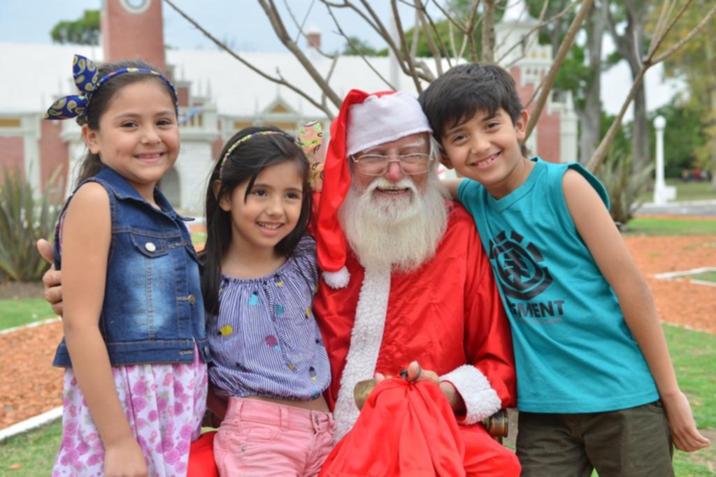 Con el feriado como aliado ideal, en la Ciudad comenzó a tomar forma el ritmo navideño