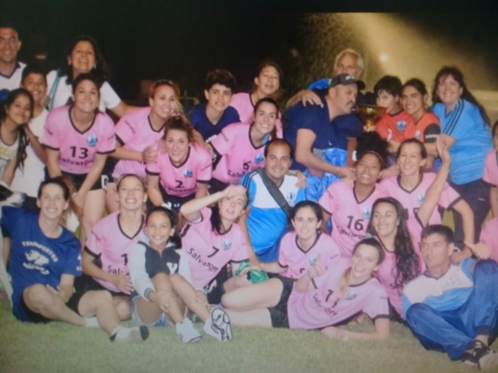 Las Bonitas se dieron el gusto de coronarse campeonas nacionales