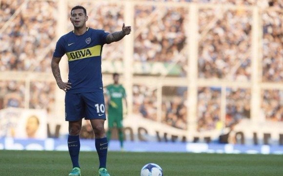 Cardona fue suspendido por la FIFA y complica a Boca