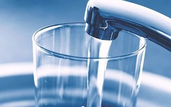 Aysa anunció baja presión o falta de agua en Ezpeleta