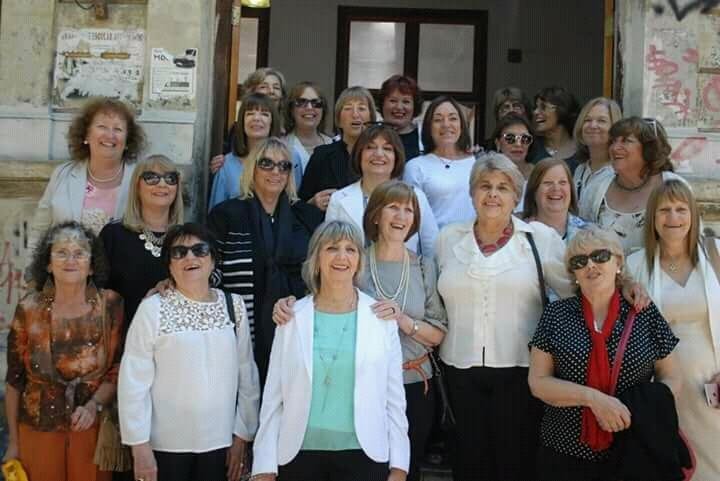 Ex alumnas del Normal N°2 volvieron al colegio para festejar sus bodas de oro