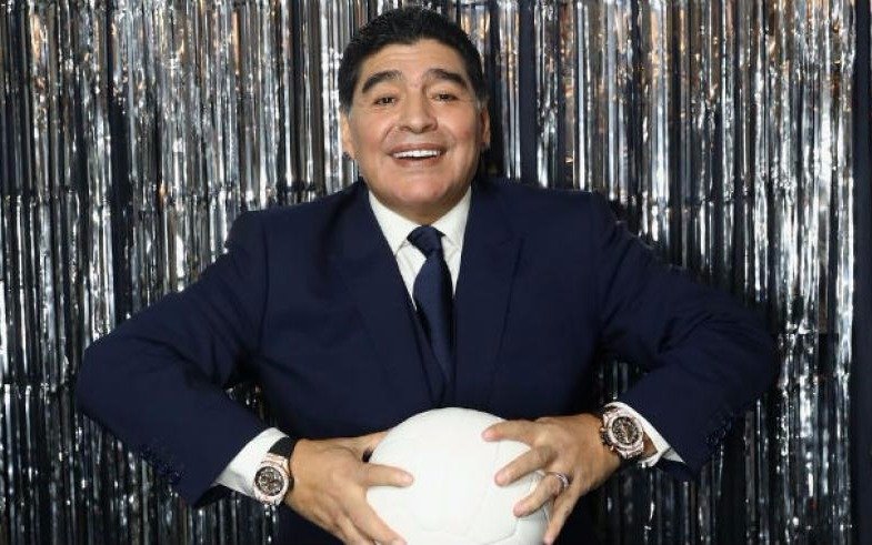 Maradona sin vueltas: “Yo tendría más balones de oro que Messi y Ronaldo”