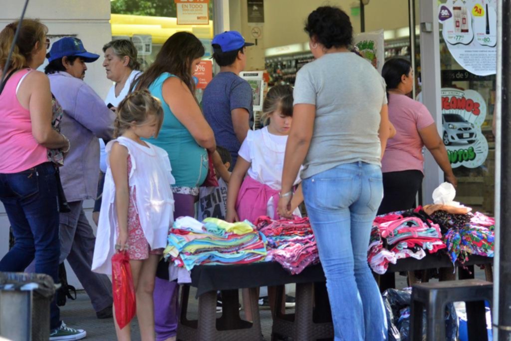 El comercio ilegal mueve más de 2.000 millones de pesos por año en La Plata