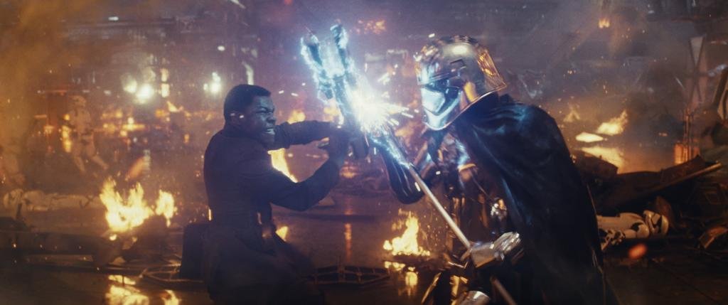 Grieta galáctica: los críticos aplauden la nueva entrega de “Star Wars” ¡y los fans la critican!