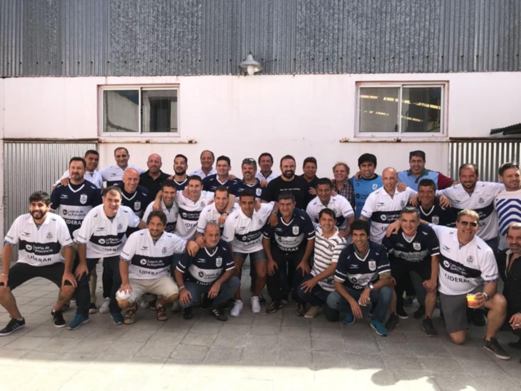 El Súper Senior Tripero despidió el 2017 con un gran almuerzo familiar