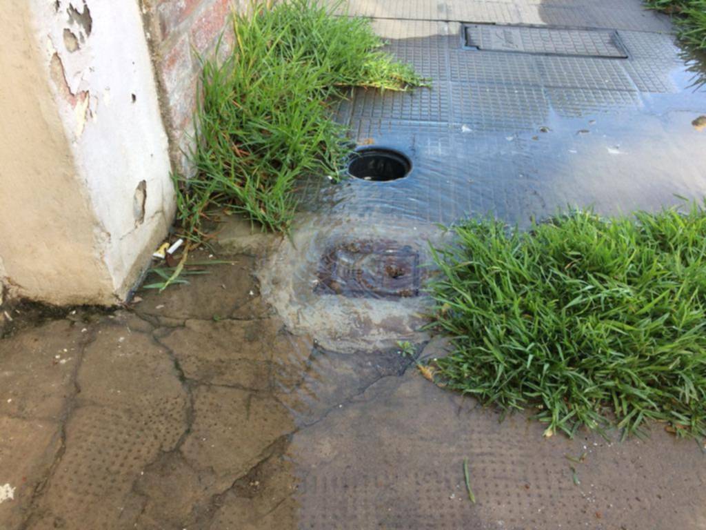 Una rotura de Absa provoca una cuantiosa pérdida de agua