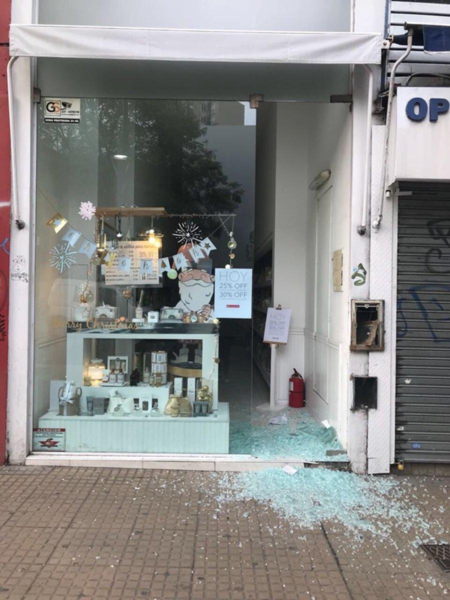 Siguen los ataques a las perfumerías del Centro: ahora pasó en una de calle 12