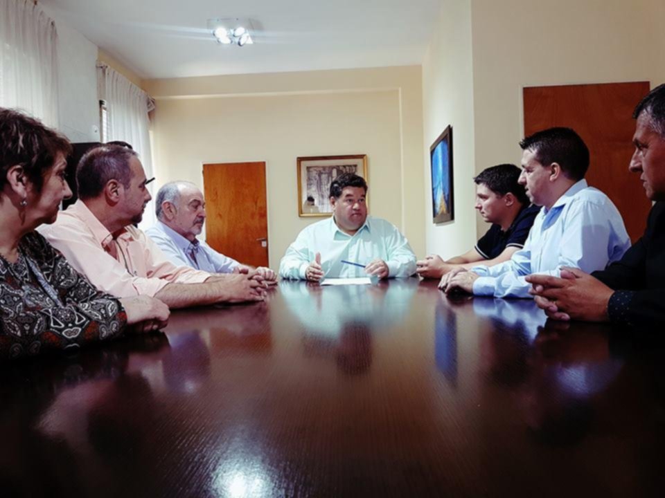 Nedela apuntó a sectores K y municipales
