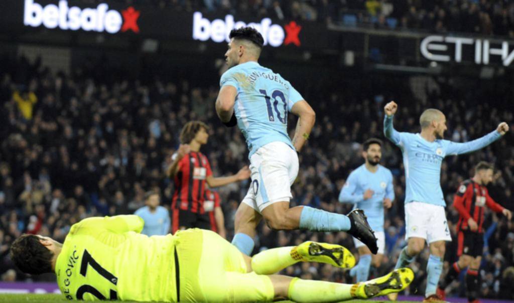 Con dos del Kun, el City no para de ganar